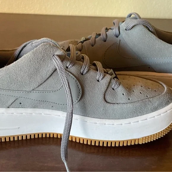 Nike Air Force 1 Sage Low Cool Gray White - Picture 6 of 6